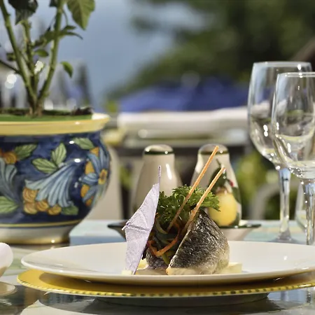 라이토 웰니스&스파 호텔 Vietri