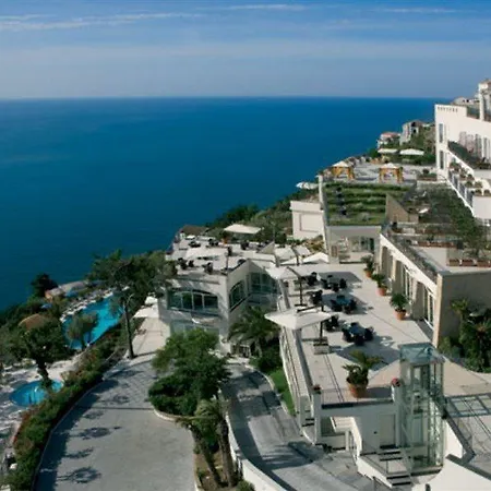 Raito Wellness & 5*