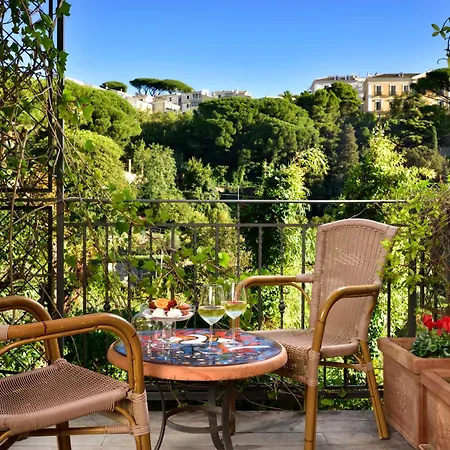 ライト ウェルネス&スパ ホテル 5*