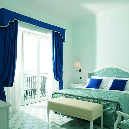 ライト ウェルネス&スパ Vietri