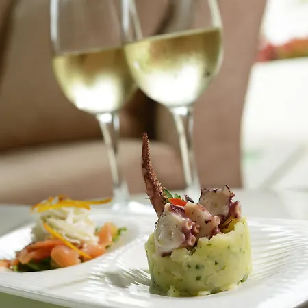 ホテル ライト ウェルネス&スパ 5*