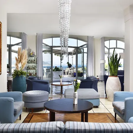 ホテル ライト ウェルネス&スパ Vietri