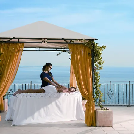 ホテル ライト ウェルネス&スパ