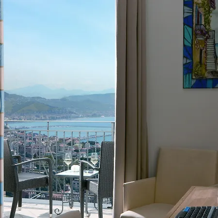 ホテル ライト ウェルネス&スパ